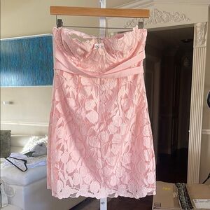 For love and lemons size s nwt Elegant Pink Lace Strapless Dress